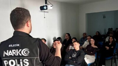 Bilecik’in Bozüyük ilçesinde NARKOREHBER eğitimi verildi. Edinilen bilgilere göre, Bilecik