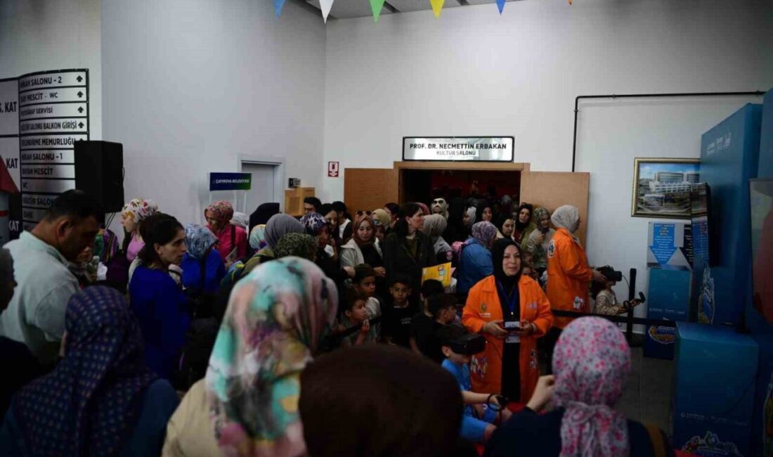 Çayırova’da bu yıl 2’ncisi düzenlenen bilim şenliği, 7’den 70’e her