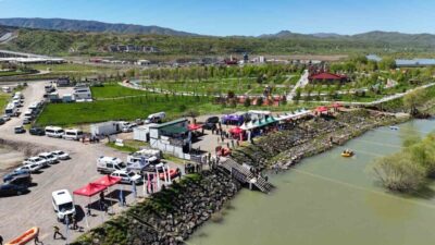Okul Sporları Rafting Türkiye Şampiyonası kapsamında Bingöl’de düzenlenen organizasyon, 10