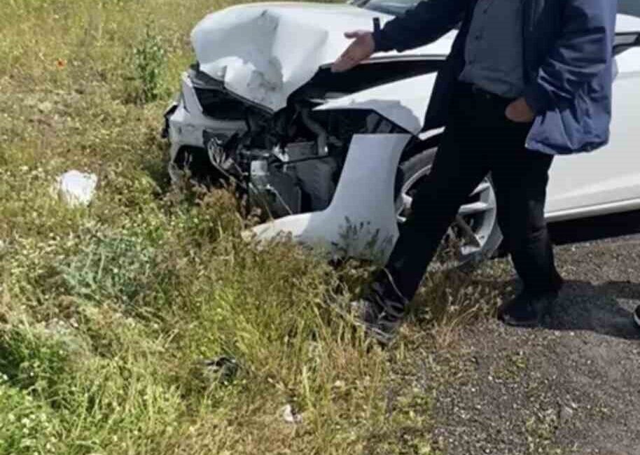 Bingöl’de 3 aracın karıştığı zincirleme trafik kazasında 1 kişi yaralandı.