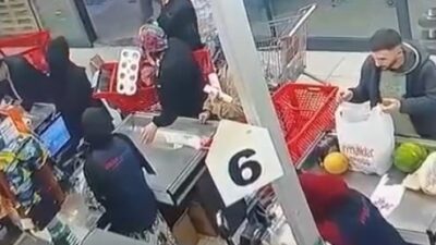 İstanbul’un Arnavutköy ilçesinde iddiaya göre çıkan tartışma sonrası bir kişi,