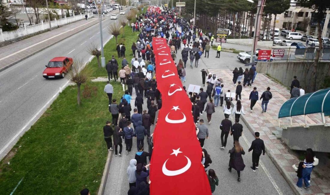 Bitlis’te 19 Mayıs Atatürk’ü Anma, Gençlik ve Spor Bayramı düzenlenen