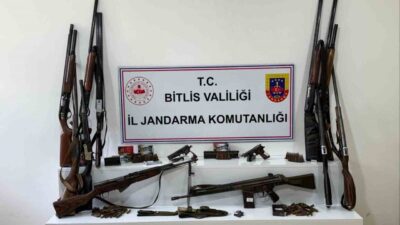 Bitlis’in Tatvan ilçesinde 20 adrese eş zamanlı düzenlenen operasyonda çok