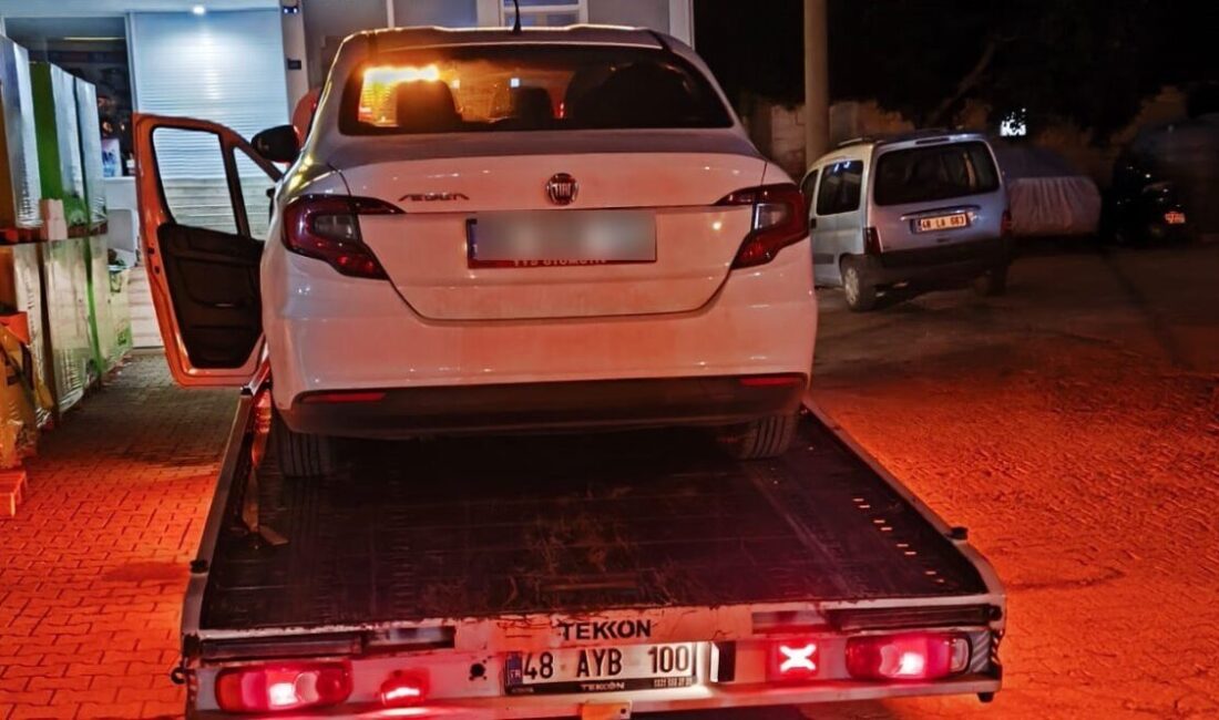 Muğla’nın Bodrum ilçesinde yetkisiz yolcu taşımacılığı (korsan taksi) yapan kişilere