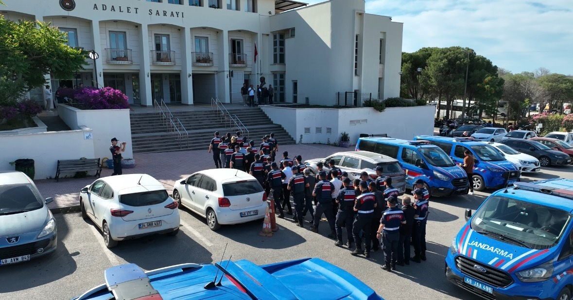 Muğla’nın Bodrum ilçesinde bir kadını “evlilik ve iş ortaklığı” vaadiyle,