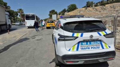 Muğla’nın Bodrum ilçesinde kamu kurumlarının katılımıyla yetkisiz taşımacılık, rehber ve