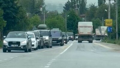 Kurban Bayramı tatilinin ilk gününde memleketlerine veya tatil beldelerine gitmek