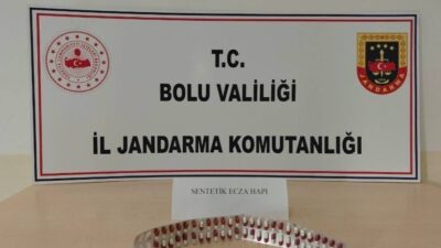 Bolu’da jandarma ekiplerince şüpheli bir araçta yapılan aramada 52 adet