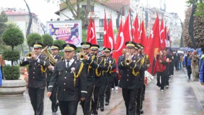 Bolu’da eğitim ve sağlık alanında kazandırdığı eserlerle “Bolu’nun Babası” olarak