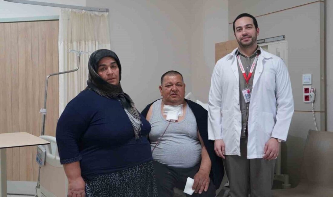Bilecik’te yıllardır boynunda giderek büyüyen tiroid kitlesi nedeniyle nefes almakta