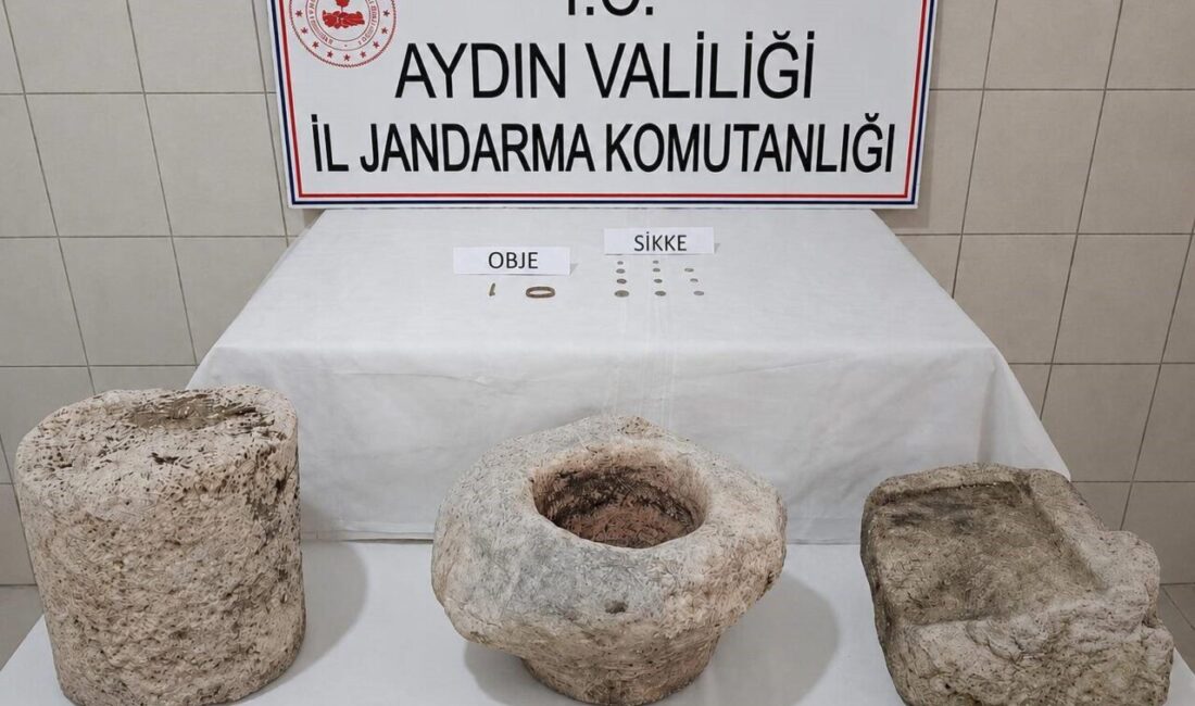 Aydın’ın Bozdoğan ilçesinde gerçekleştirilen tarihi eser operasyonunda Roma dönemine ait