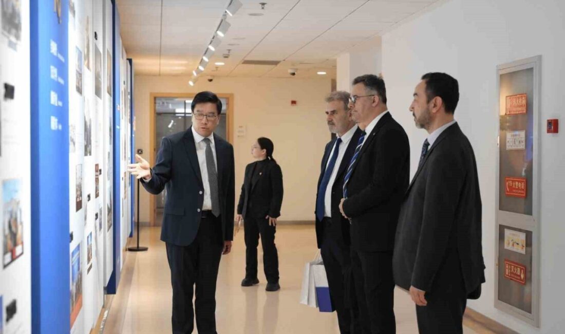 BTÜ Rektörü Prof. Dr. Naci Çağlar, “uluslarasılaşma” hedefi doğrultusunda Çin’de