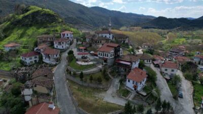 Osmanlı’dan günümüze taşınan geleneksel mimari yapısıyla hem sinema sektörünün hem