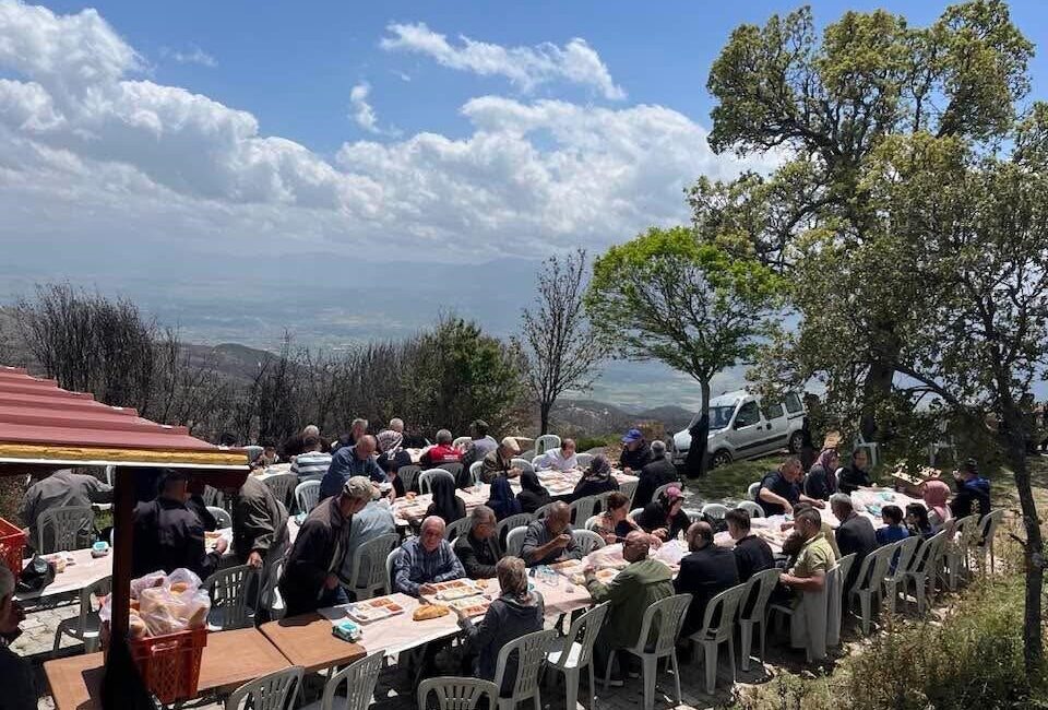 Denizli’nin Buldan ilçesinde, bölgenin manevi değerlerinden olan Kumralı Dede için