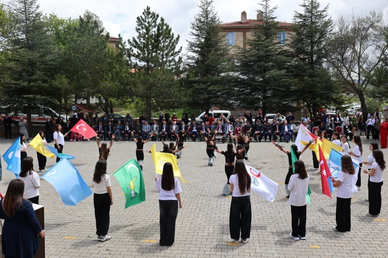 Kayseri’nin Bünyan ilçesinde, 19 Mayıs Atatürk’ü Anma, Gençlik ve Spor