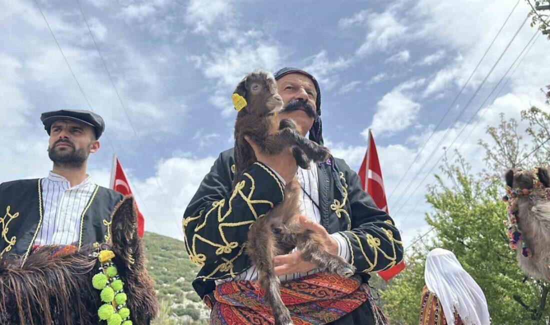 Burdur’da düzenlenen “Temsili Yörük Göçü”, vatandaşların yoğun ilgisiyle gerçekleştirildi. Yörük