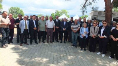 Balıkesir’in Burhaniye ilçesinde, Ağacık köyündeki eski okul binası Belediyenin katkıları
