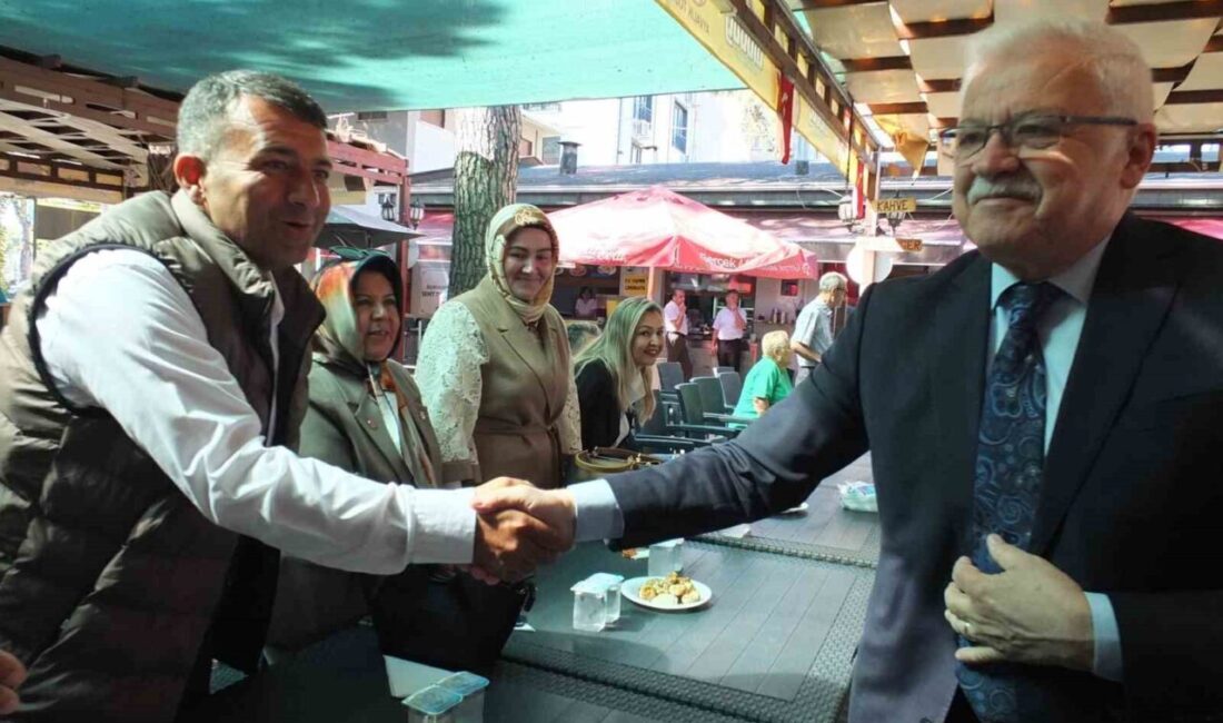 Balıkesir’in Burhaniye ilçesinde yapılan geleneksel resmi bayramlaşma töreninde birlik ve