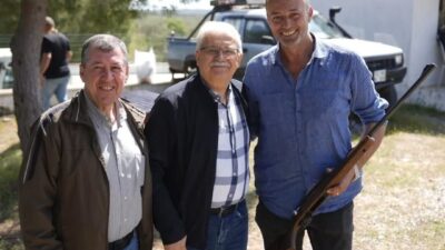 Burhaniye ilçesinde, avcılar geleneksel Bahar Bayramında buluştu. Burhaniye Avcılık ve