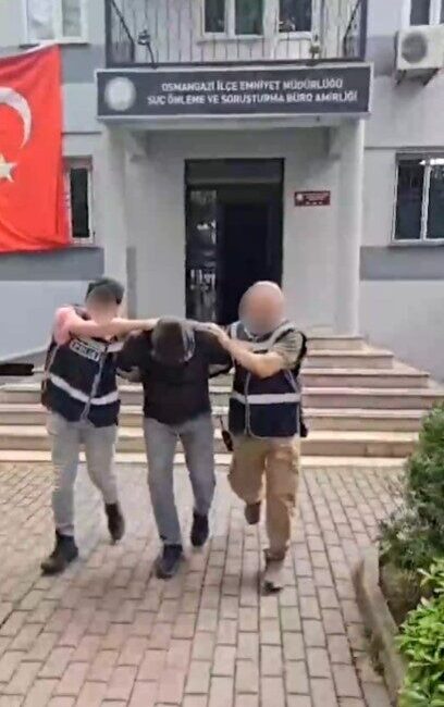 Bursa İl Emniyet Müdürlüğü Osmangazi İlçe Emniyet Müdürlüğü ekipleri, kaçak