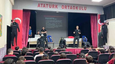 Bursa Emniyet Müdürlüğü’ne bağlı Mudanya Deniz Limanı Şube Müdürlüğü ekipleri,