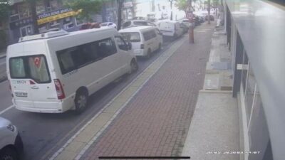 Bursa’da direksiyon hakimiyetini kaybeden sürücünün park halindeki 6 araca çarpmasıyla