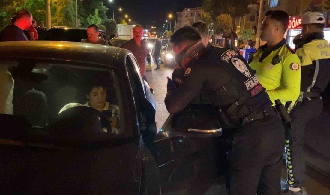 Bursa’nın İnegöl ilçesinde polisin “dur” ihtarına uymayan kadın sürücü, yaşanan