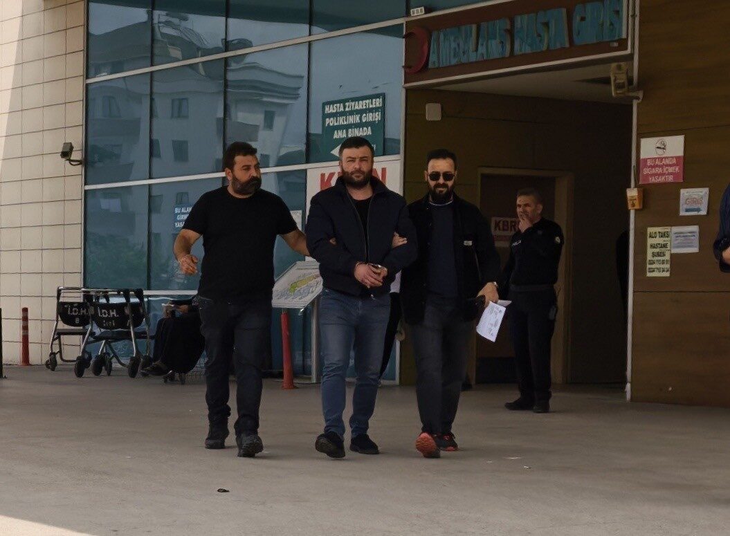 Bursa’nın İnegöl ilçesinde Narkotik Büro Amirliği ekipleri uyuşturucu tacirini kıskıvrak