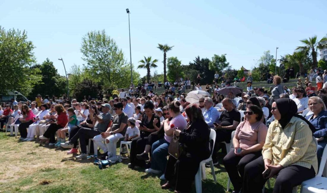 Büyükçekmece Belediyesi’nin Anneler Günü’ne özel düzenlediği “Anneler Günü Konseri”, annelerin