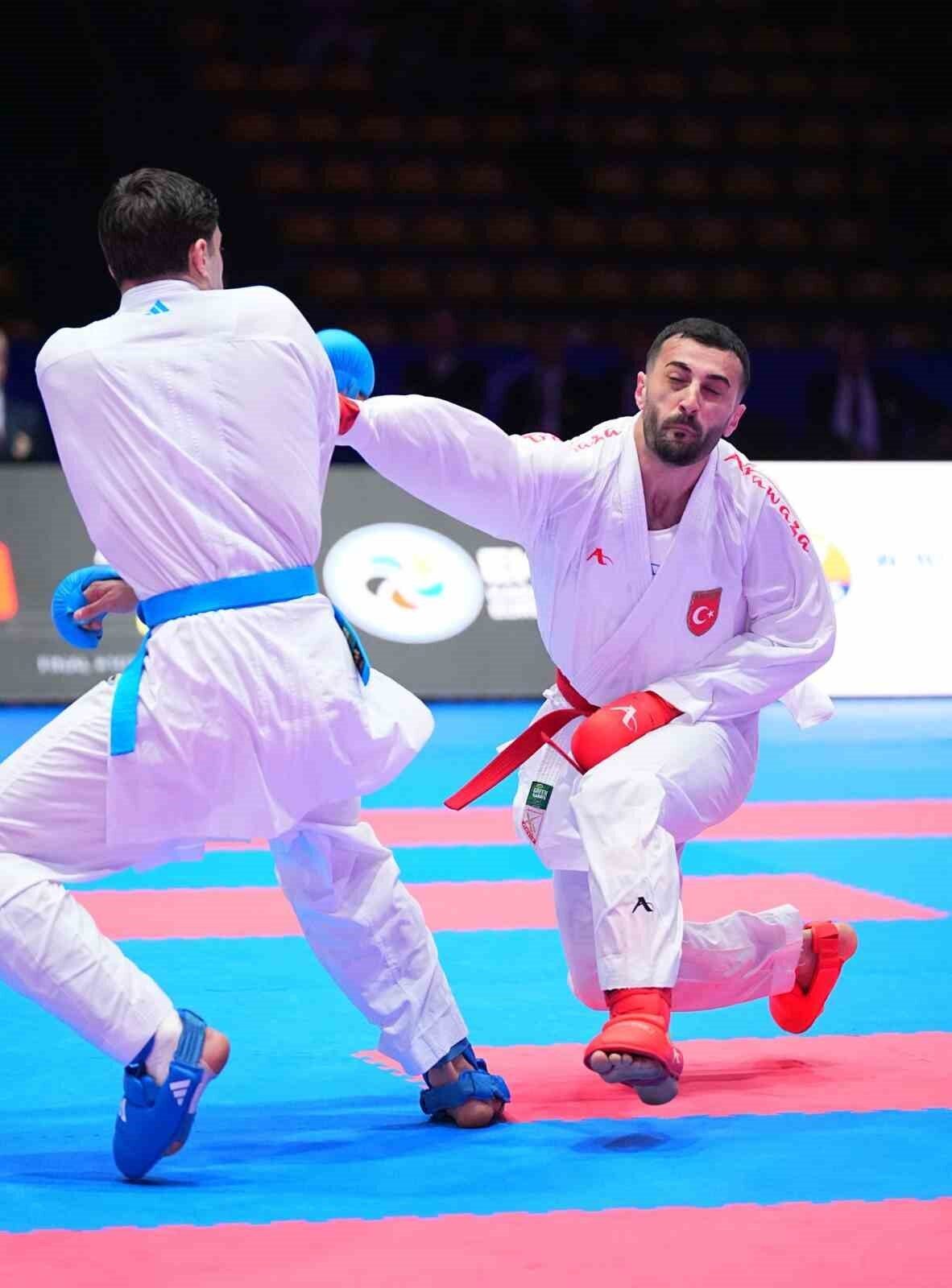 Almanya’da devam eden Büyükler Avrupa Karate Şampiyonası’nda milli sporcu Uğur