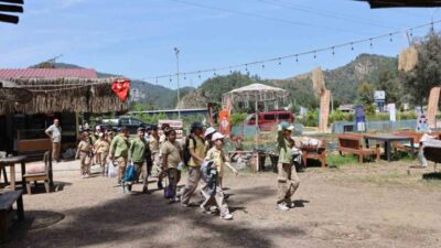 Muğla’nın Marmaris ilçesinde Büyükşehir Belediyesi Tıbbi Bitkiler Koleksiyon Bahçesi’nin yanında,
