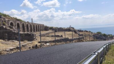 Çanakkale’de İl Özel İdaresi Yol ve Ulaşım Hizmetleri Müdürlüğünce Assos