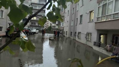 Çankırı’da etkili olan sağanak yağış sebebiyle ev ve iş yerlerinde