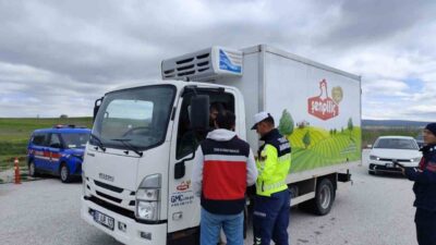 Kütahya’nın Çavdarhisar ilçesinde canlı hayvan ve hayvansal ürün taşımacılığına yönelik