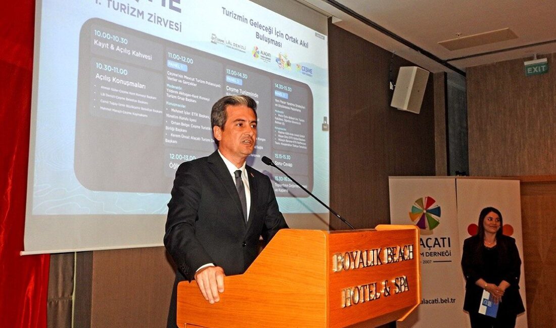 Çeşme Kaymakamı Mehmet Maraşlı, 1. Çeşme Turizm Zirvesi’nin ilçenin turizm