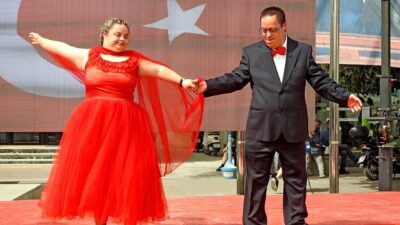 Engelliler Haftası kapsamında İzmir ve Çeşme’den çok sayıda engelli bireyin