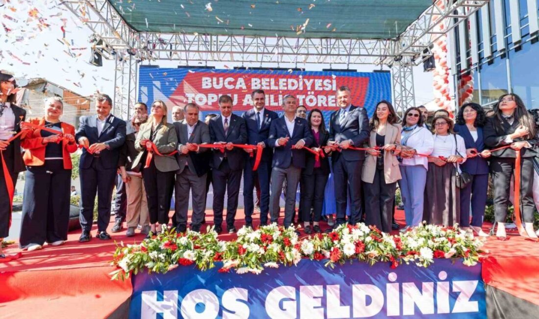 CHP Genel Başkanı Özgür Özel, Buca Belediyesi tarafından hayata geçirilen