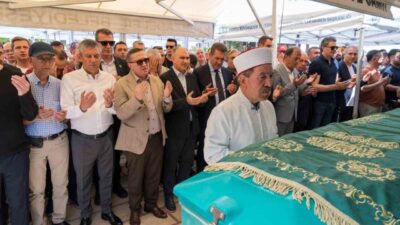 Cumhuriyet Halk Partisi (CHP) Grup Başkanı ve Manisa Milletvekili Özgür