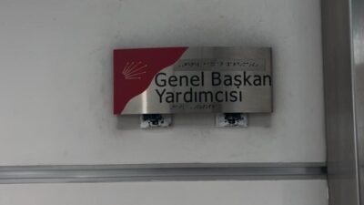 Cumhuriyet Halk Partisi’nde dün yaşanan tahliye sonrasında binada oluşan arbedenin