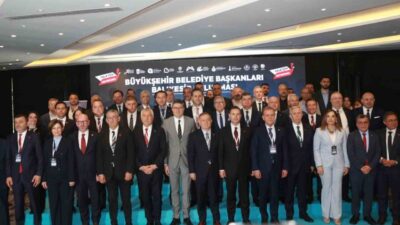 Cumhuriyet Halk Partisi (CHP) Büyükşehir Belediye Başkanları Balıkesir’de bir araya