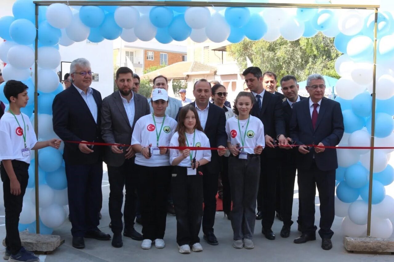 Aydın’ın Çine ilçesinde Çine İmam Hatip Ortaokulu tarafından hazırlanan bilim