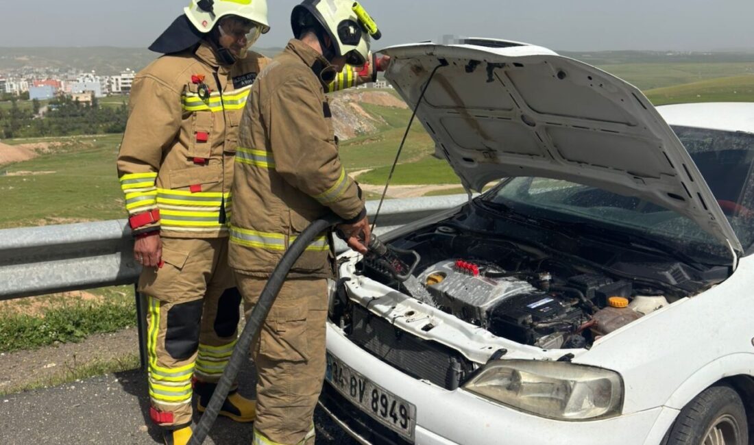 Şırnak’ın Cizre ilçesinde bir otomobilde meydana gelen gaz kaçağına itfaiye