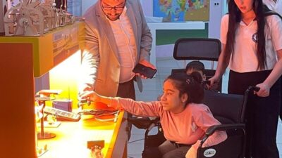 Şırnak’ın Cizre ilçesinde, sağlık durumları nedeniyle eğitimlerini evde sürdüren özel