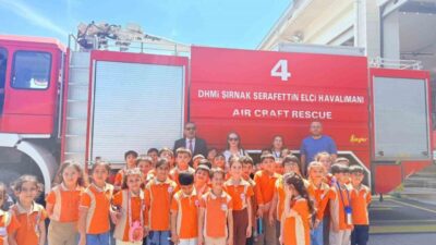 Şırnak’ın Cizre ilçesinde minik öğrenciler, düzenlenen teknik gezi kapsamında Şerafettin