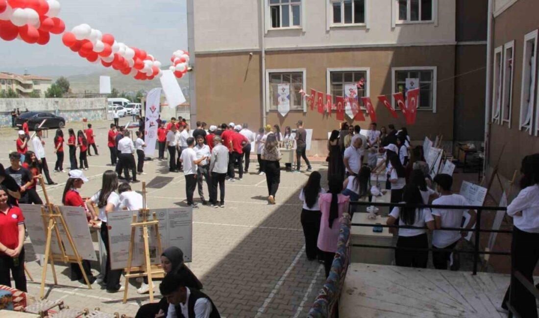 Şırnak’ın Cizre ilçesi Yunus Emre Anadolu Lisesi bünyesinde düzenlenen bilim