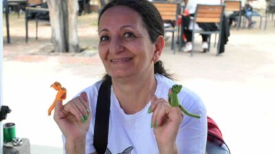 Eskişehir’de el emeği ürünleriyle turistlerin ilgisini çeken Güler Üstün’ün tasarladığı