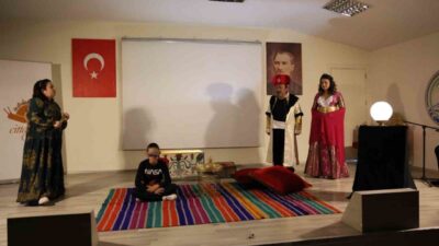 Çameli’de düzenlenen Masal Festivali’nin akşam etkinlikleri, aile eğitimi semineri ve