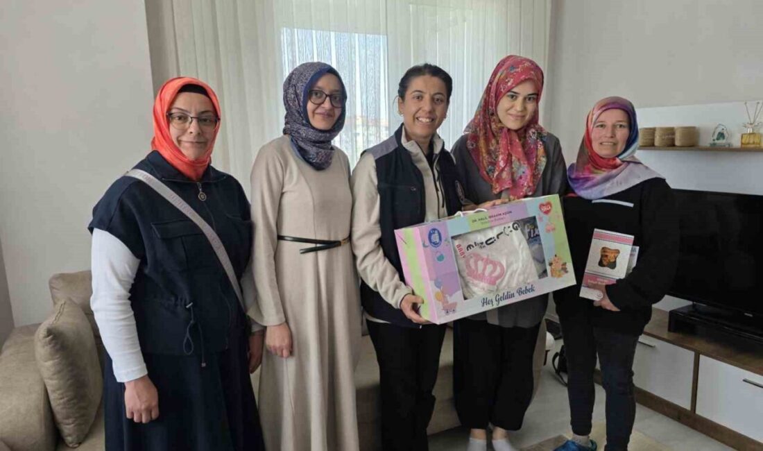 Çorum Belediyesi “Hoş Geldin Bebek” hizmeti kapsamında, doğum yapan annelere