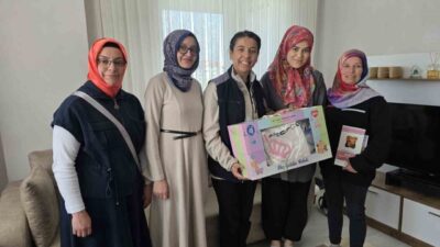Çorum Belediyesi “Hoş Geldin Bebek” hizmeti kapsamında, doğum yapan annelere