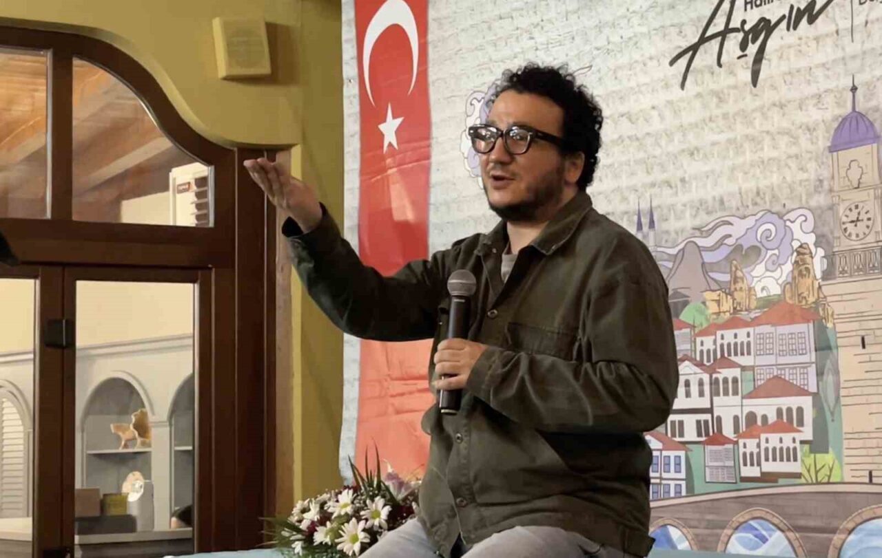 Çorum Belediyesi gerçekleştirilen “Han Sohbetleri” söyleşisinin 11. programına konuk olan